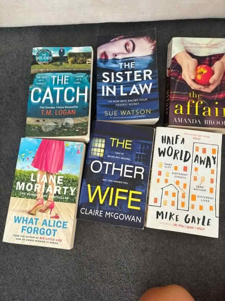 Photo of free Various books (Wallington SM6) #1