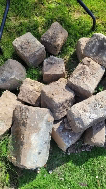 Photo of free Stone cobbles (Heath Charnock PR6) #3