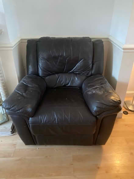 Photo of free 2 single reclining chairs (Solihull B91) #1