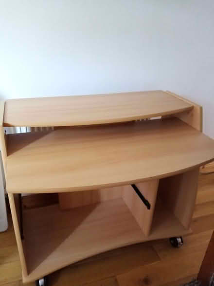 Photo of free Desk (Kendal LA9) #1