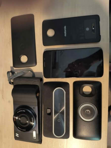 Photo of free Motorola Z3 smartphone with mods (Odenton, near Odenton Elem) #1