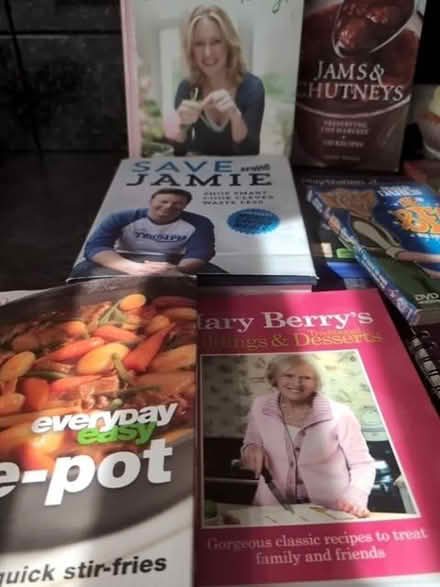 Photo of free Cook books (Barton-in-Fabis CP NG11) #2