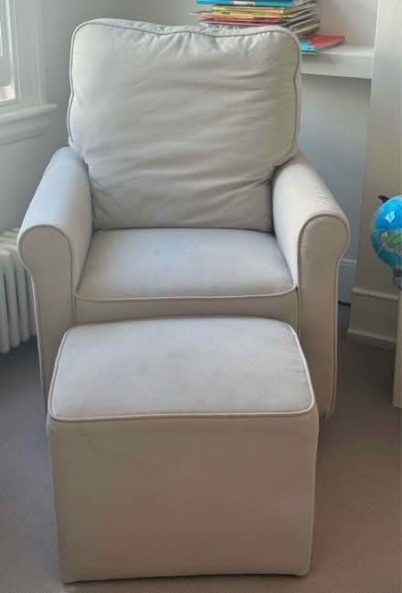 Photo of free Single sofa with leg rest (SW6) #2