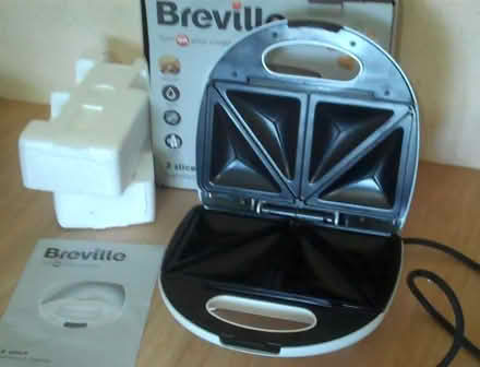 Photo of free sandwich toaster (stirchley B30) #2