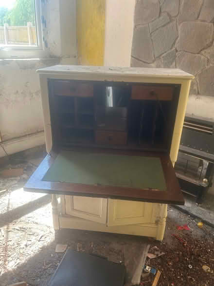 Photo of free Writing bureau (Formby L37) #3