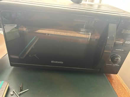 Photo of free Microwave (Stockbridge EH4) #1