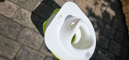 Photo of free Toddlers toilet seat and potties (Chapel End E4) #1