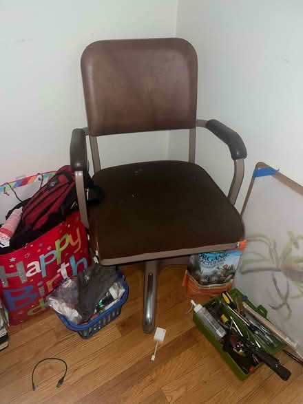 Photo of free Office chair (Portage park) #1