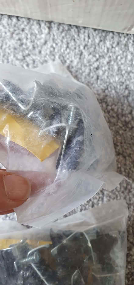 Photo of free Sink/shower tray clips (Wokingham RG40) #2
