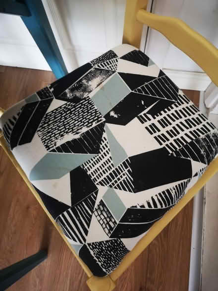 Photo of free Table and chairs (Heaton Mersey SK4) #2