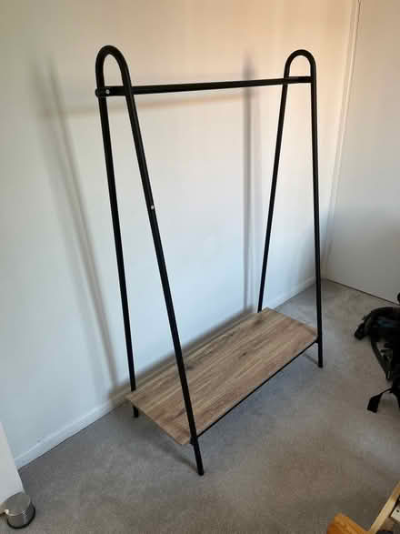 Photo of free Hanging rail (Holloway Road) #1