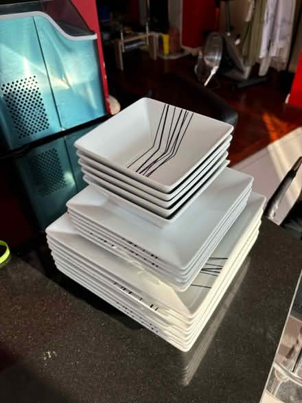 Photo of free Dinner plates & bowls (Watford area WD25) #1