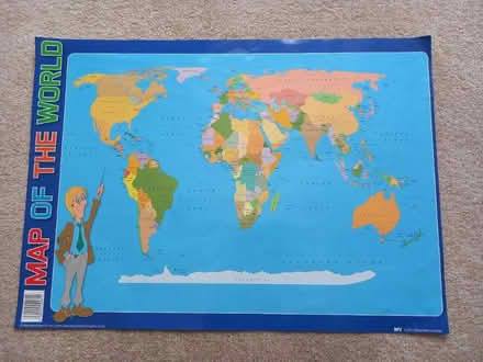 Photo of free Kids map of the world (KT4 Worcester Park) #1