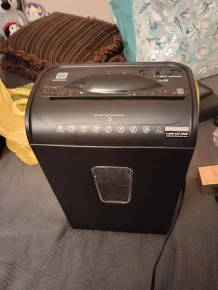 Photo of free Paper shredder (Ringoes) #1
