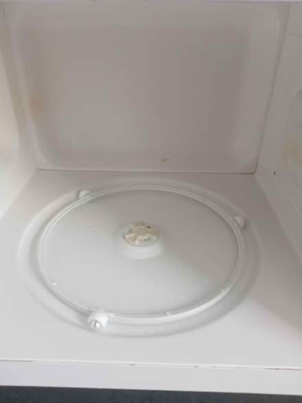 Photo of free daewoo microwave (BD3, Barkerend) #3