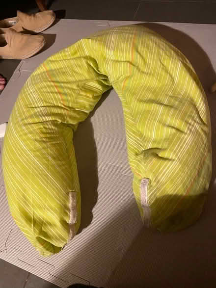 Photo of free Breastfeeding pillow (N4) #1