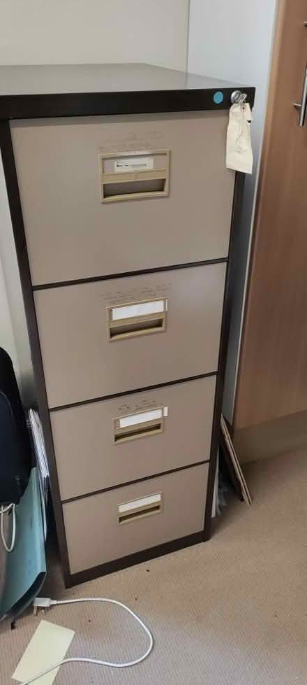Photo of free 4 drawer lockable filing cabinet (Cambuslang G72) #1