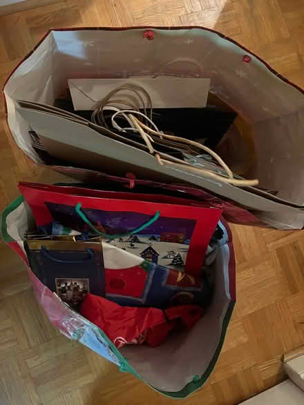 Photo of free Gift Bags (Erin Mills Parkw) #1