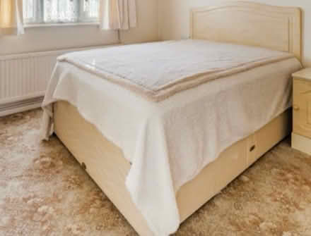 Photo of free 4’6” double divan bed (Belvedere DA17) #1