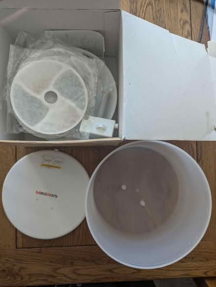 Photo of free Meowant water fountain (Sutton) #2