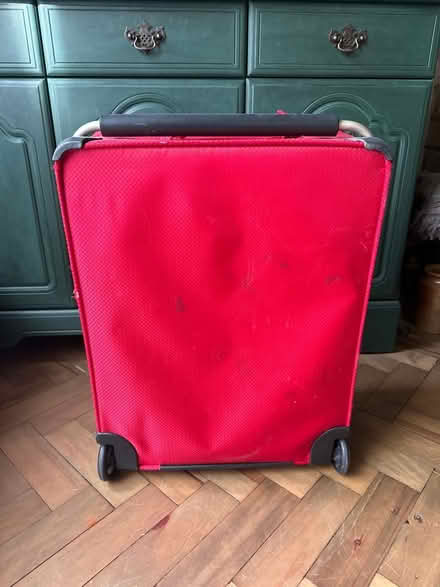 Photo of free It Suitcase (CH44) #3