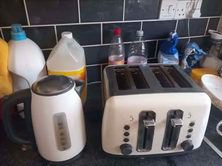 Photo of free Cream kelle & 4 slice toaster (Millbrook SK15) #2