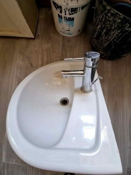 Photo of free Bathroom sink with taps. Used (Vauxhall SW8) #2