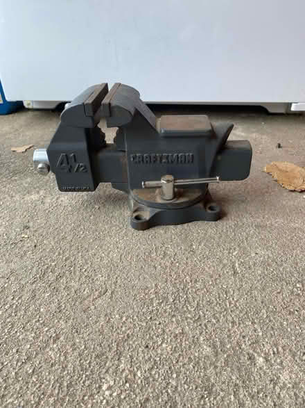 Photo of free Craftsman Vice (Lindenhurst south of Hoffman) #1
