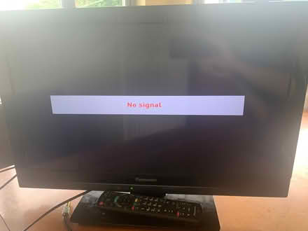 Photo of free Panasonic 24 inch tv (Tolworth KT6) #1