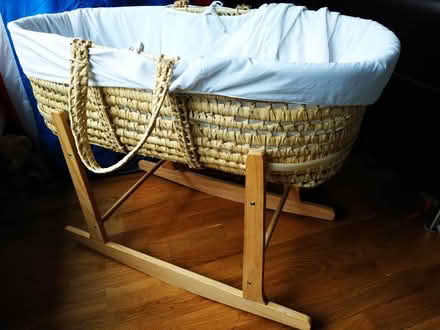 Photo of free Moses basket with rocking stand (Surbiton KT5) #1