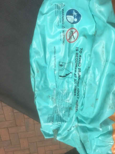 Photo of free Very Large rectangular paddling pool, (Shevington Vale WN6) #3