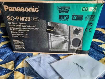 Photo of free 5 CD /mp3/ aux / tuner /tape player (Kings Stanley GL10) #2