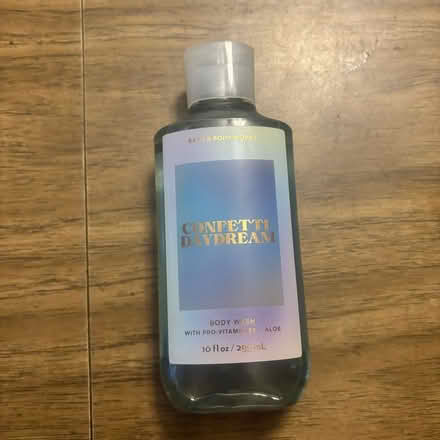 Photo of free Bath and Body Works body wash (Glenside) #1