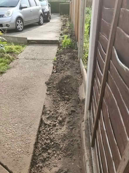Photo of free Garden Top Soil (Wollaton Park NG8) #1
