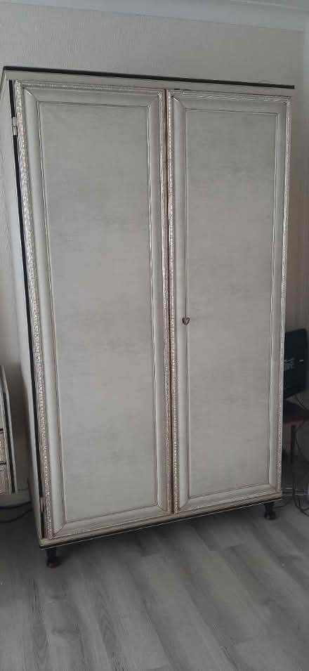 Photo of free Bedroom furniture (Beckenham BR3) #1