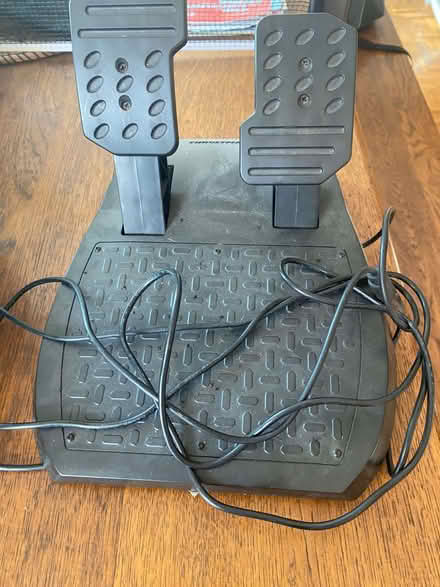 Photo of free Thrustmaster Ferrari Wheel and pedals (windsor-maidenhead-freegle CGA SL6) #1