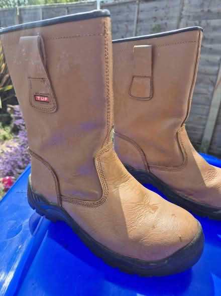 Photo of free Rigger boots, size 5 (ME9 Lower Halstow) #3