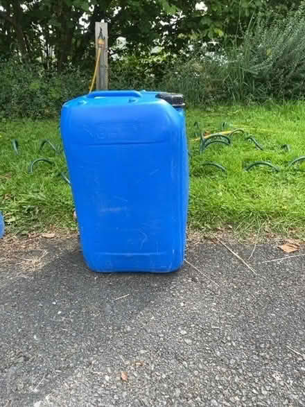 Photo of Water canisters (Norton LD8) #1
