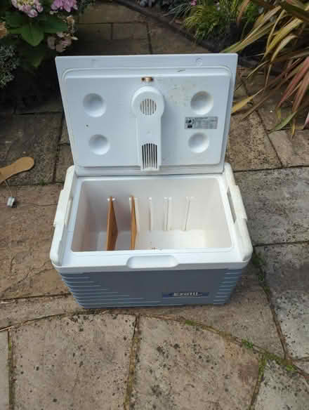 Photo of free Large coolbox (Stourbridge DY8) #1