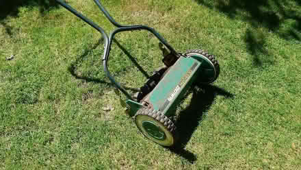 Photo of free Lawnmower - hand push Qualcast Panther 30 (Charvil RG10) #3