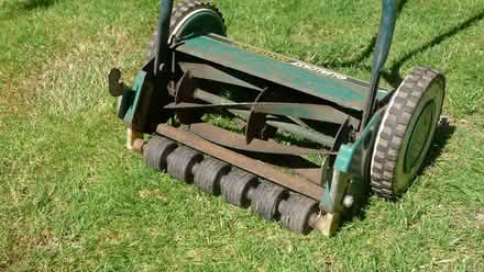 Photo of free Lawnmower - hand push Qualcast Panther 30 (Charvil RG10) #2