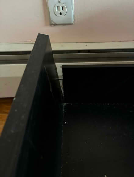 Photo of free IKEA Malm Bed (Queen + 4 drawers) (UES/Spanish Harlem) #3