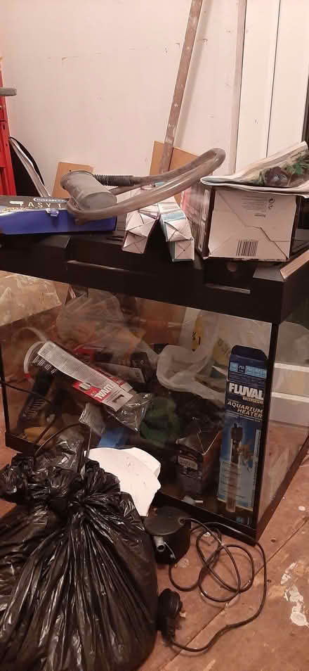 Photo of free Fish Tank (Mitcham CR4) #2