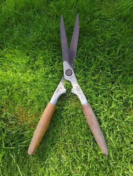 Photo of free Garden shears (Stourbridge DY8) #1