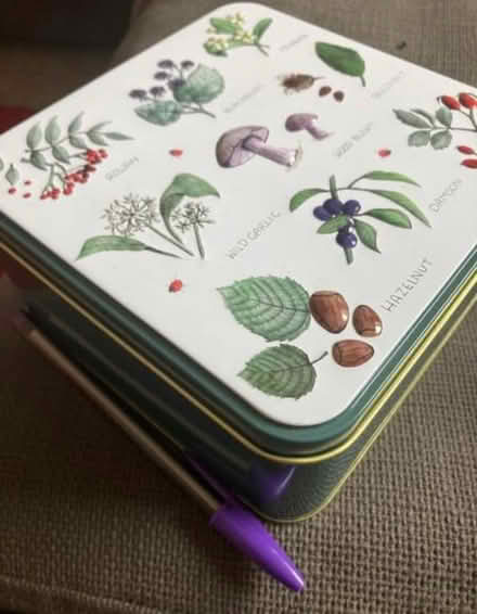 Photo of free Metal tin (Surbiton KT5) #1