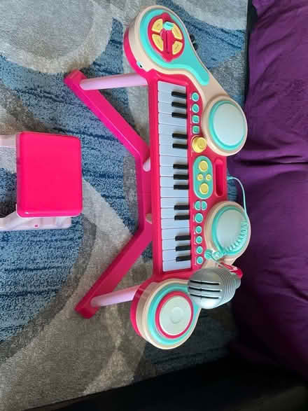 Photo of free Kids Piano with microphone and stool (River Thames TW18) #2