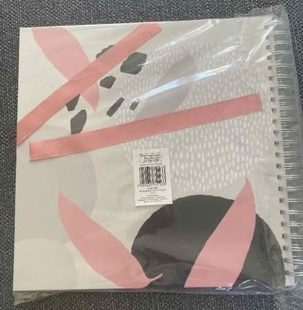 Photo of free Hobbycraft Scrapbook (Top Amersham HP6) #2