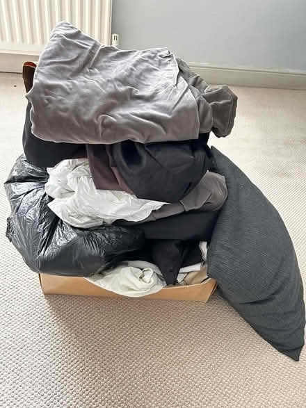 Photo of free Mix bedding curtains (ST1) #1