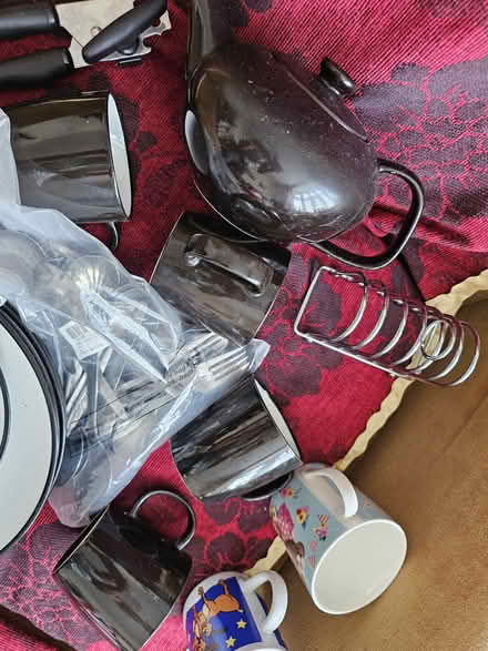 Photo of free Kitchen items lot (TW5, Hounslow West) #3