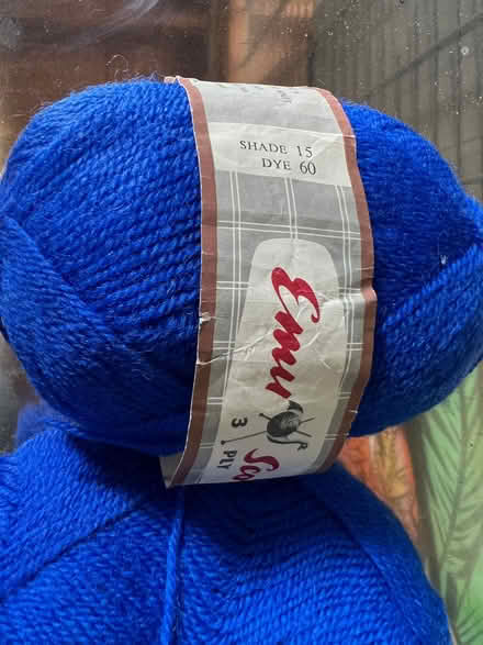 Photo of free 4oz vintage 3ply 100% wool yarn in beautiful bright blue (Harley Shute TN38) #2